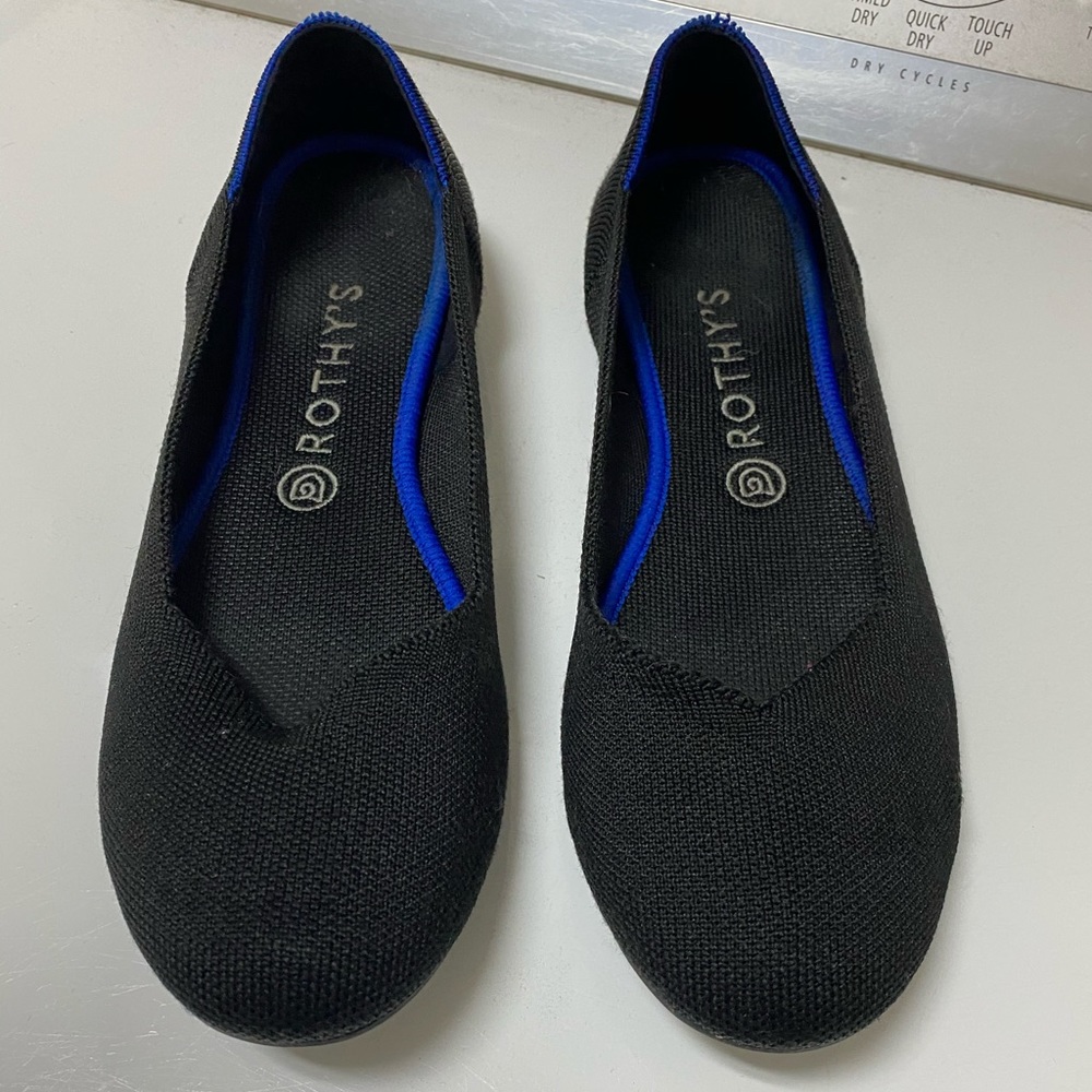 Authentic black Rothy flats size 10